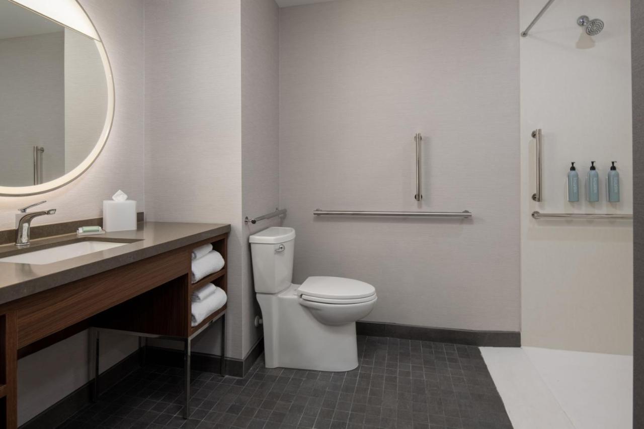 Hotel Courtyard By Marriott Olympia Exterior foto