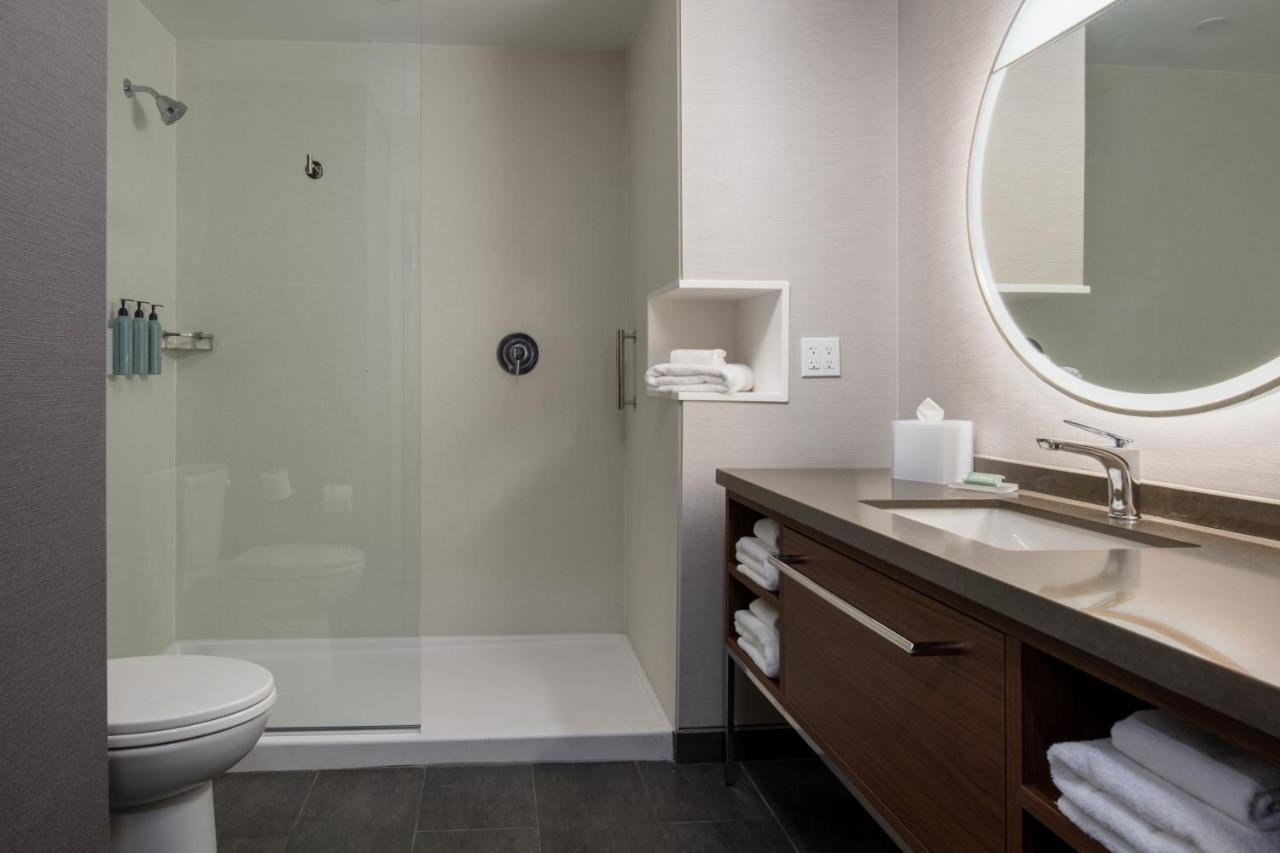 Hotel Courtyard By Marriott Olympia Exterior foto